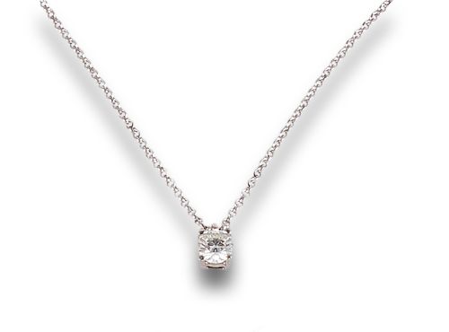 DIAMOND PENDANT, IN WHITE GOLD WITH CHAIN