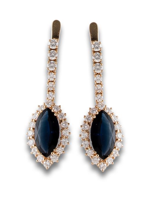 EARRINGS IN YELLOW GOLD WITH DIAMONDS AND SAPPHIRES