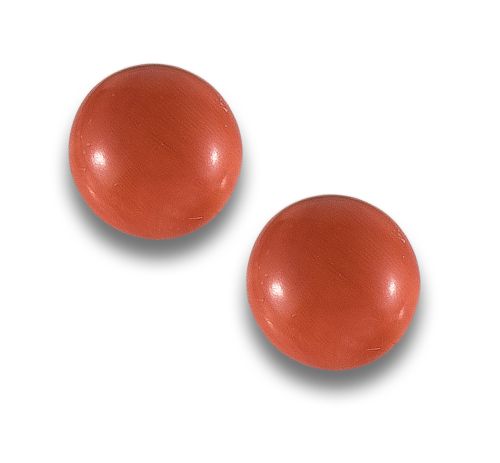 CORAL STUD EARRINGS, IN YELLOW GOLD