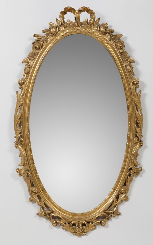 Oval mirror following 19th century models