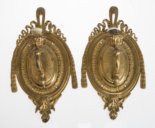 Pair of Louis XVI style wall lights, 20th century