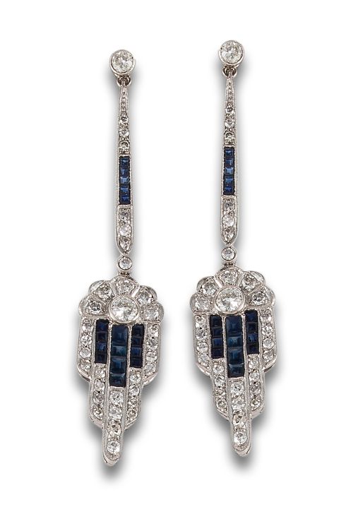 LONG EARRINGS, ART DECO STYLE, WITH DIAMONDS AND SAPPHIRES,