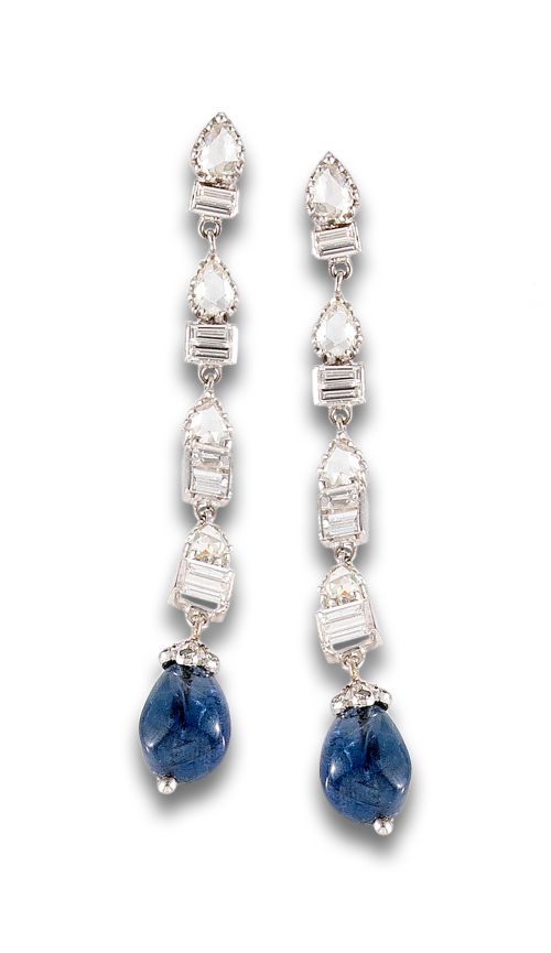 DIAMONDS AND SAPPHIRES EARRINGS, IN WHITE GOLD