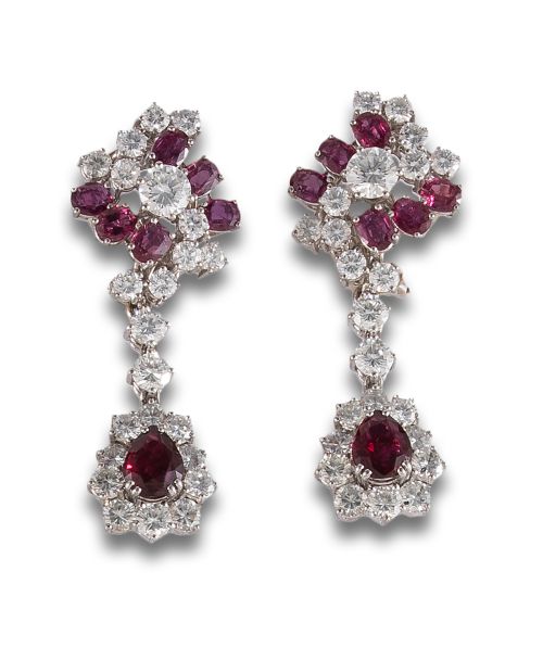 DEMSONABLE EARRINGS IN WHITE GOLD WITH DIAMONDS AND RUBIES