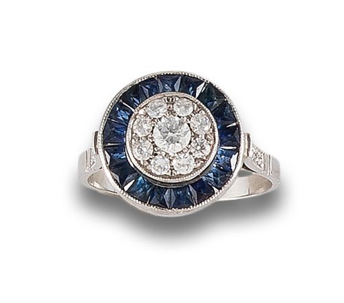 PLATINUM RING WITH DIAMONDS AND SAPPHIRES