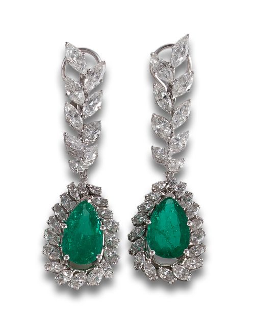 REMOVABLE EARRINGS WITH DIAMONDS AND EMERALDS