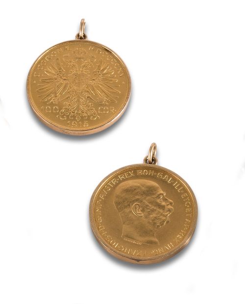 DOS COLGANTES EN ORO CON MONEDAS AUSTRIACAS