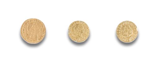 TRES MONEDAS DEL SIGLO XVIII EN ORO