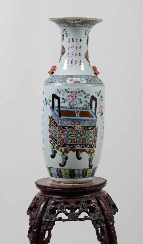 Famille Rose porcelain vase, China, 20th century