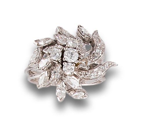 DIAMOND ROSETTE RING, IN PLATINUM