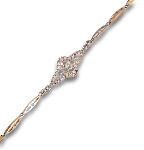 ANTIQUE ENGAGEMENT BRACELET, WITH DIAMOND, IN YELLOW GOLD A