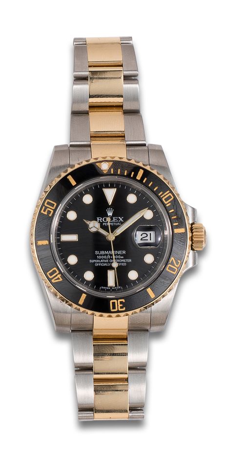 ROLEX OYSTER PERPETUAL SUBMARINER WRISTWATCH IN STEEL AND G