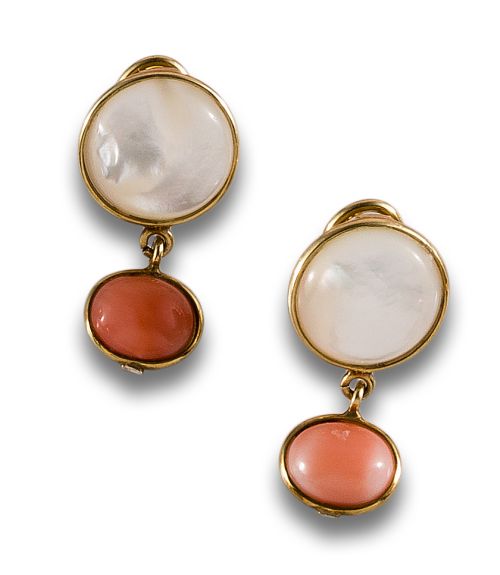 LONG MOTHER-OF-PEARL AND CORAL EARRINGS, IN GOLD-PLATED SIL