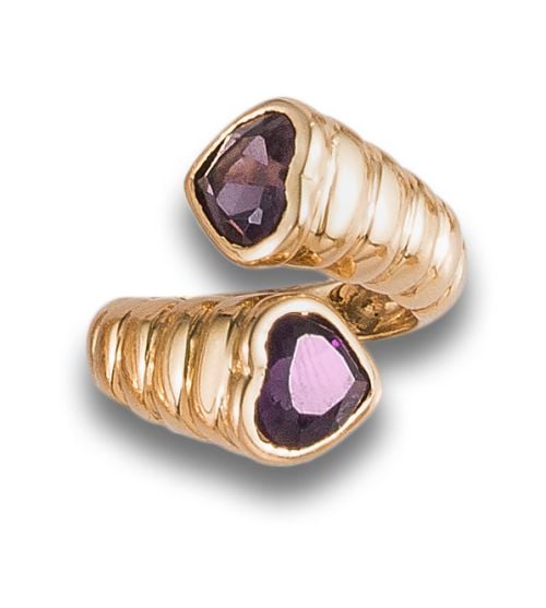 BYPASS AMETHYST RING IN YELLOW GOLD