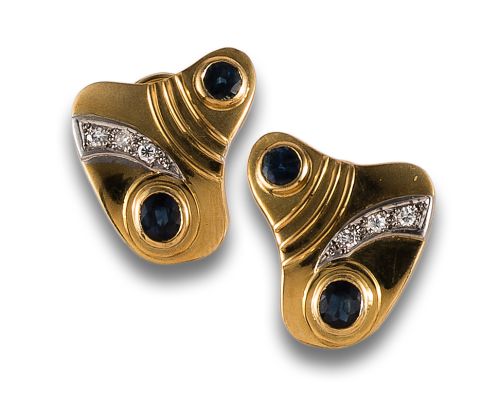 EARRINGS, 1980s, WITH DIAMONDS AND SAPPHIRES, IN YELLOW GOL