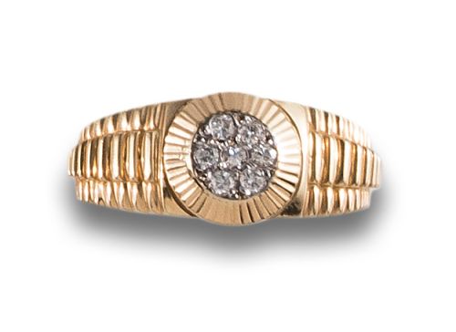 ROSE DIAMONDS RING, IN TWO-TONE GOLD