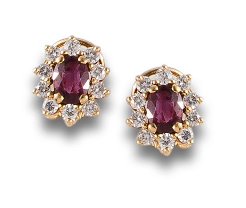 DIAMONDS AND RUBIES ROSETTE EARRINGS IN YELLOW GOLD