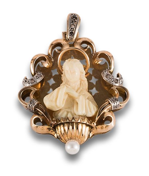 VIRGIN PENDANT IN GOLD, DIAMONDS AND BONE