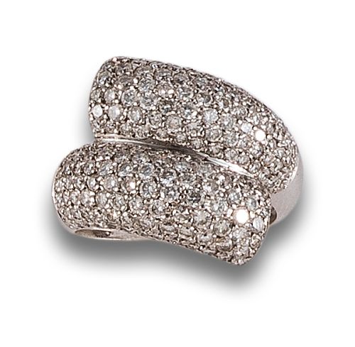 DIAMONDS RING IN WHITE GOLD