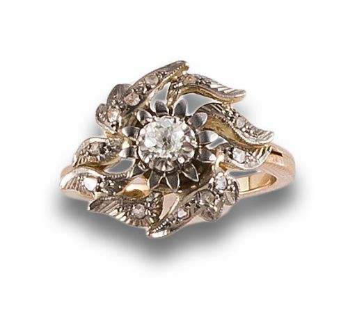 GOLD AND PLATINUM RING WITH DIAMONDS