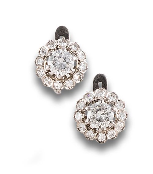 DIAMOND FLOWER EARRINGS, IN WHITE GOLD