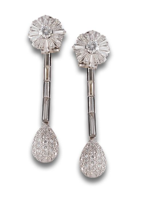 LONG DIAMOND FLOWER EARRINGS, IN WHITE GOLD