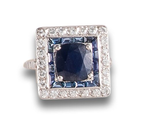 ART DECO STYLE DIAMONDS AND SAPPHIRES RING IN WHITE GOLD