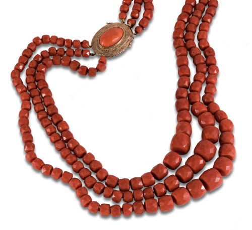 FACETED CORAL NECKLACE