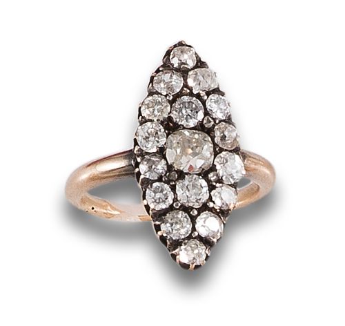 ANTIQUE DIAMOND COCKTAIL RING, IN YELLOW GOLD AND SILVER