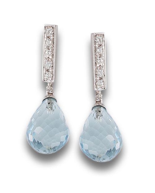 DIAMOND AND TOPAZ EARRINGS IN WHITE GOLD