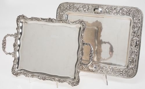 Bandeja rectangular con asas de plata española ley 916, S.