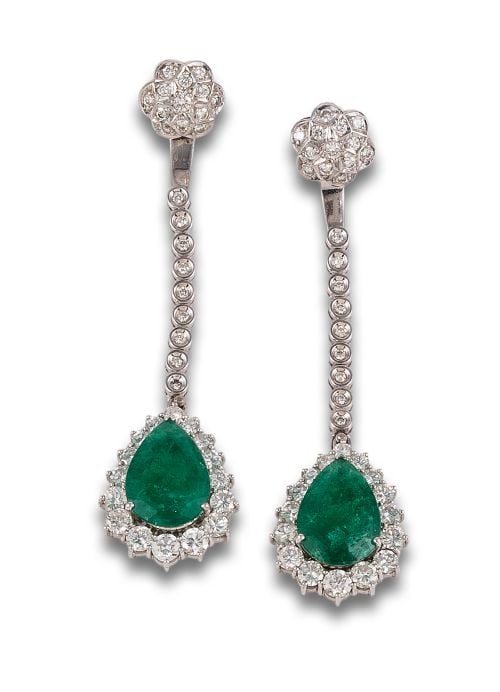 LONG DIAMOND AND EMERALDS EARRINGS, REMOVABLE