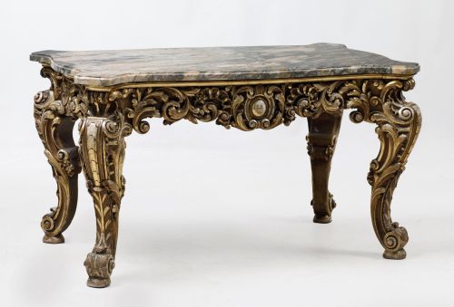 Table following Italian models of the 17th century