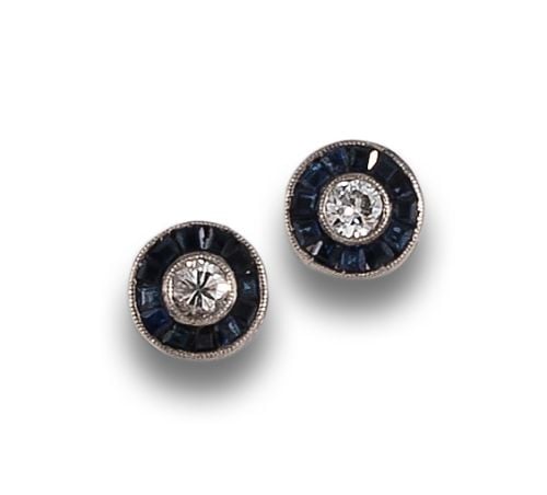 HALO EARRINGS WITH DIAMOND AND SAPPHIRE, IN PLATINUM