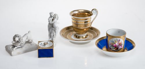 Dos tazas de porcelana, S.XIX