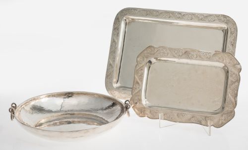 Two trays of hallmarked silver 925 and 900, 20th century