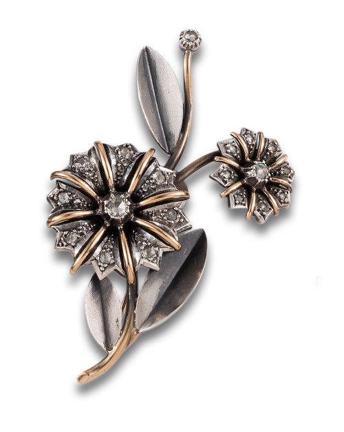 BROCHE FLORES, DE DIAMANTES, ORO Y PLATA