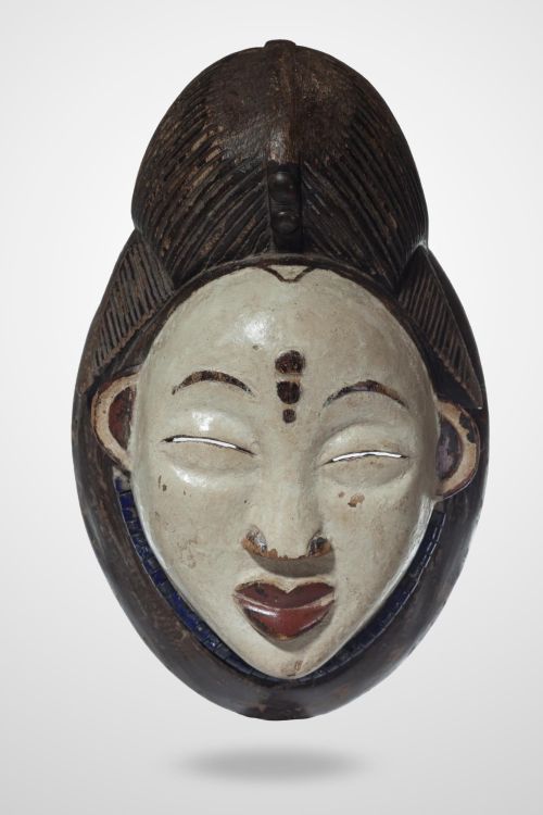 Okuyi Punu mask, Gabon, c. 1970