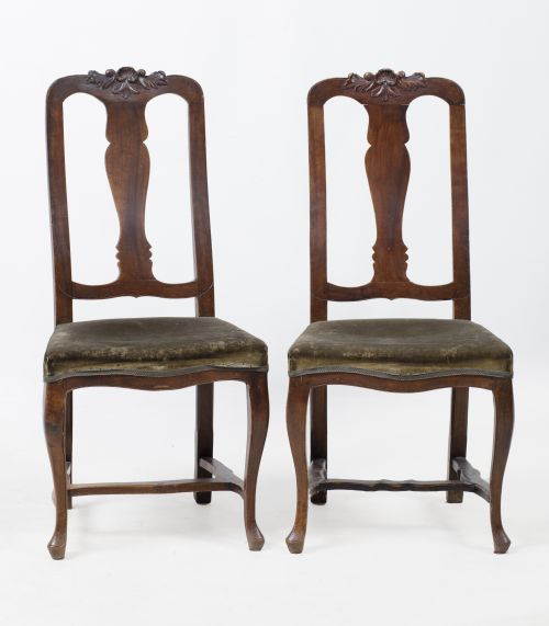 Pair of Queen Anne style chairs, Cadiz, 19th century