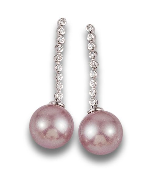 DIAMOND AND PEARL EARRINGS, IN WHITE GOLD