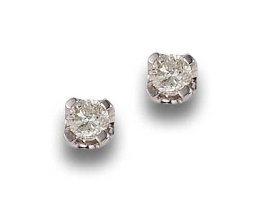 DIAMOND STUD EARRINGS, IN WHITE GOLD