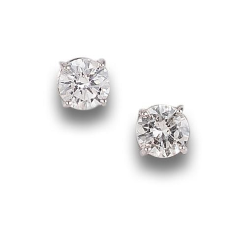 DIAMOND STUD EARRINGS, IN WHITE GOLD