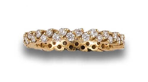 ETERNITY DIAMOND WEDDING RING IN YELLOW GOLD