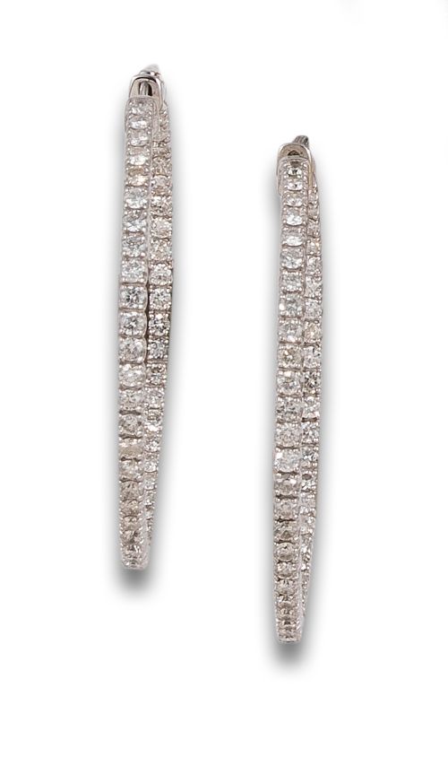 IN & OUT DIAMOND HOOP EARRINGS IN WHITE GOLD