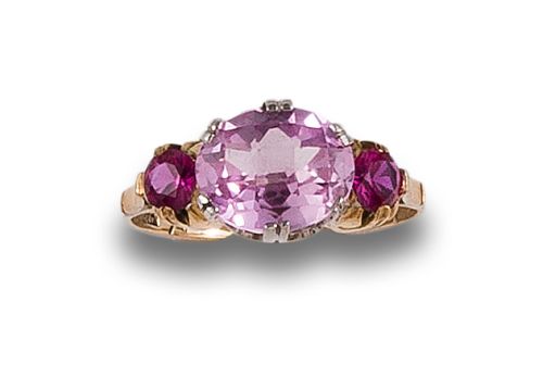 ANTIQUE STYLE RING, WITH FRENCH ROSE AND SYNTHETIC RUBIES,