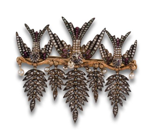 EXQUISITE MID-19TH CENTURY GOLD BROOCH WITH PEARLS AND DIAM