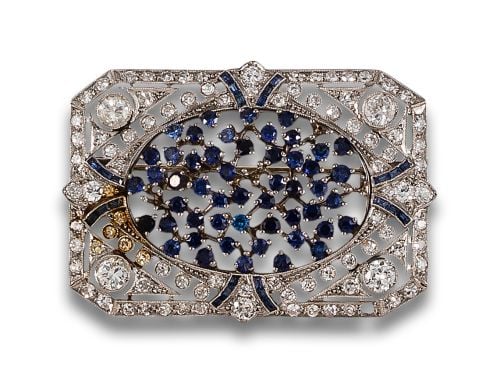 ART DECO DIAMOND AND SAPPHIRE BROOCH IN PLATINUM AND YELLOW