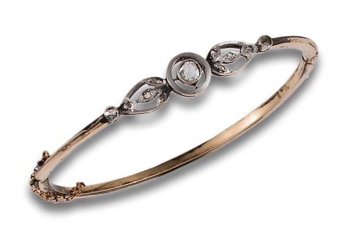 RIGID BRACELET FROM THE 20TH CENTURY IN DIAMONDS, GOLD AND