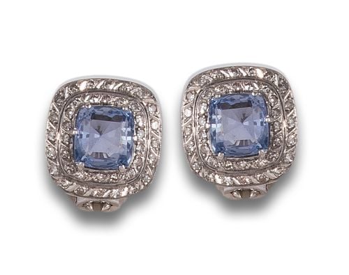 ART DECO EARRINGS IN PLATINUM WITH SAPPHIRE AND DIAMONDS