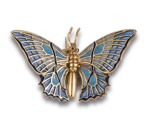 ENAMEL BUTTERFLY BROOCH, IN YELLOW GOLD